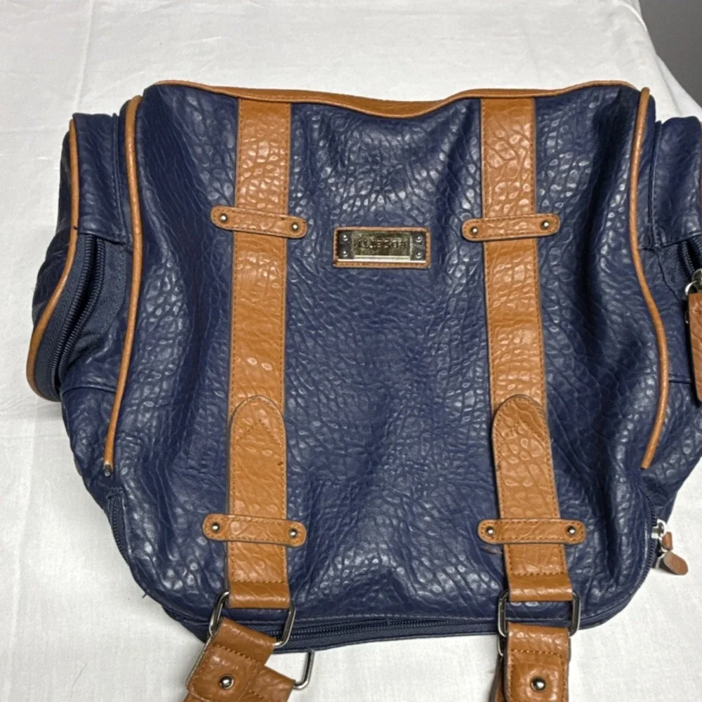Rosetti navy brown